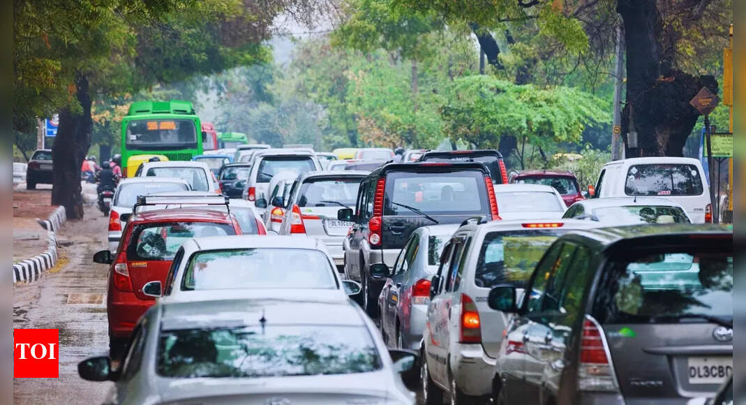 Delhi traffic advisory: Key roads closed for Ramleela and Dussehra events