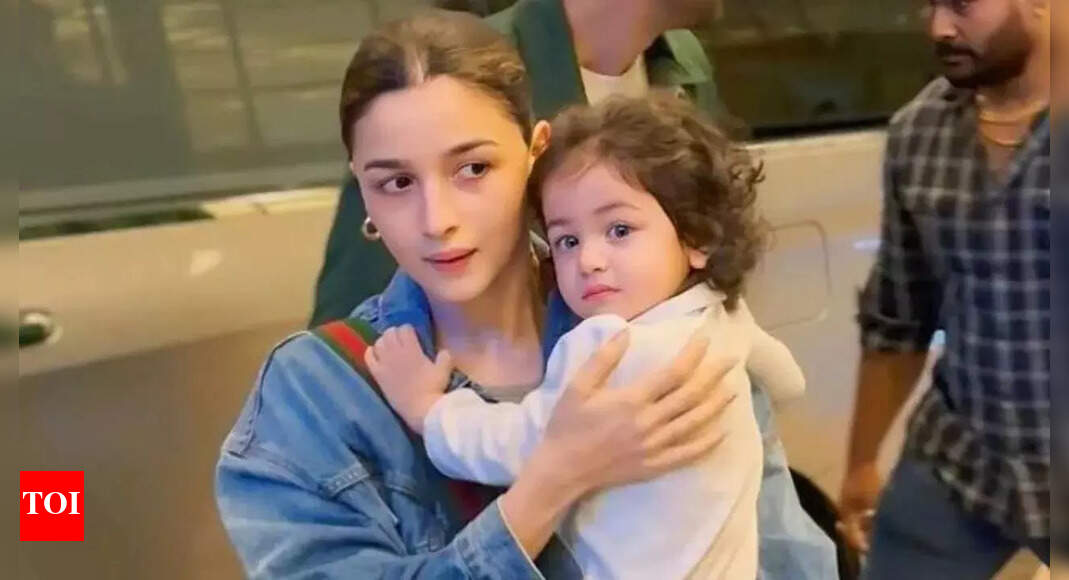 Alia Bhatt recalls being trolled for losing weight too quickly after Raha’s birth: ‘I was breastfeeding, and it burns a lot of calories’ | Hindi Movie News – The Times of India