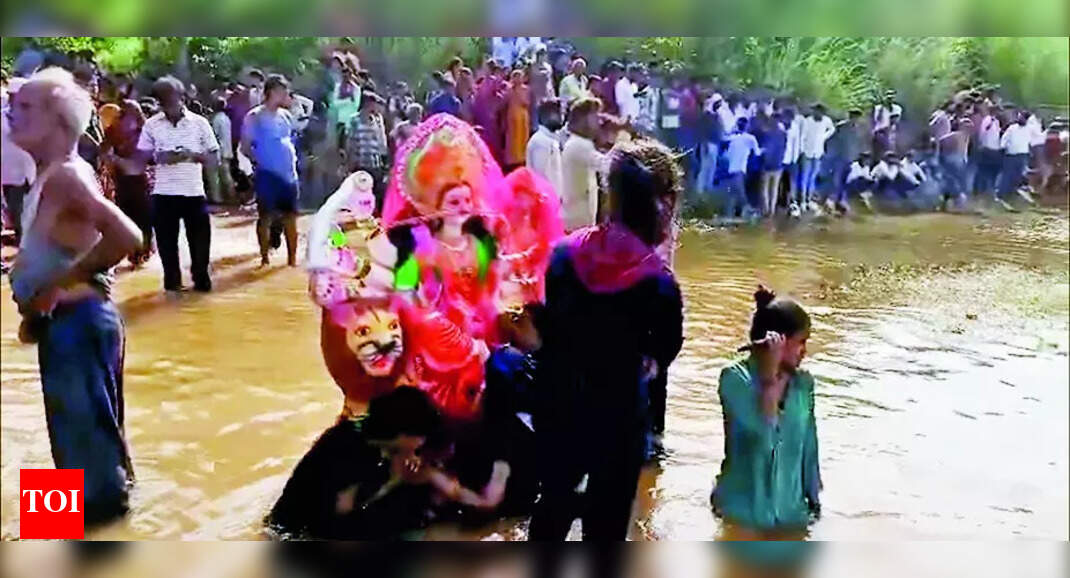 UP: 3 dead, 5 missing after 9 swept away in Agra; SDRF teams deployed
