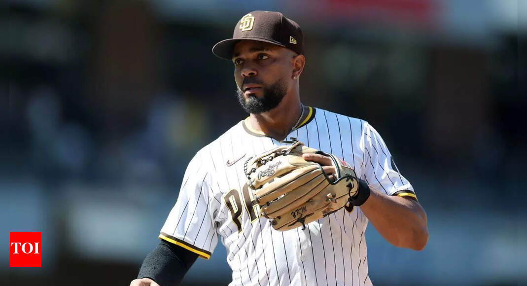 “ROBOT UMPS NOW” – Controversial strike three on Xander Bogaerts sparks massive outrage as San Diego Padres fall short against Chicago Cubs