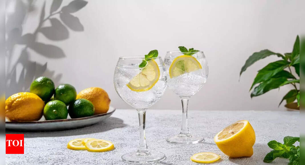 How carbonated drinks can support weight loss: Types and calorie-reduction benefits | – The Times of India