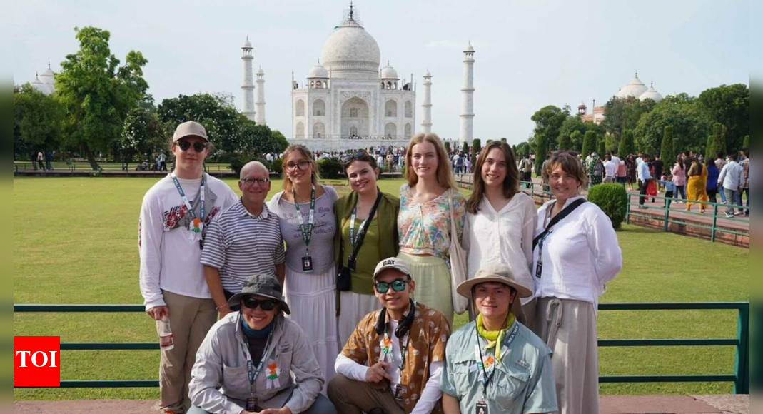 Montana students experience Incredible India, promote people-to-people contacts