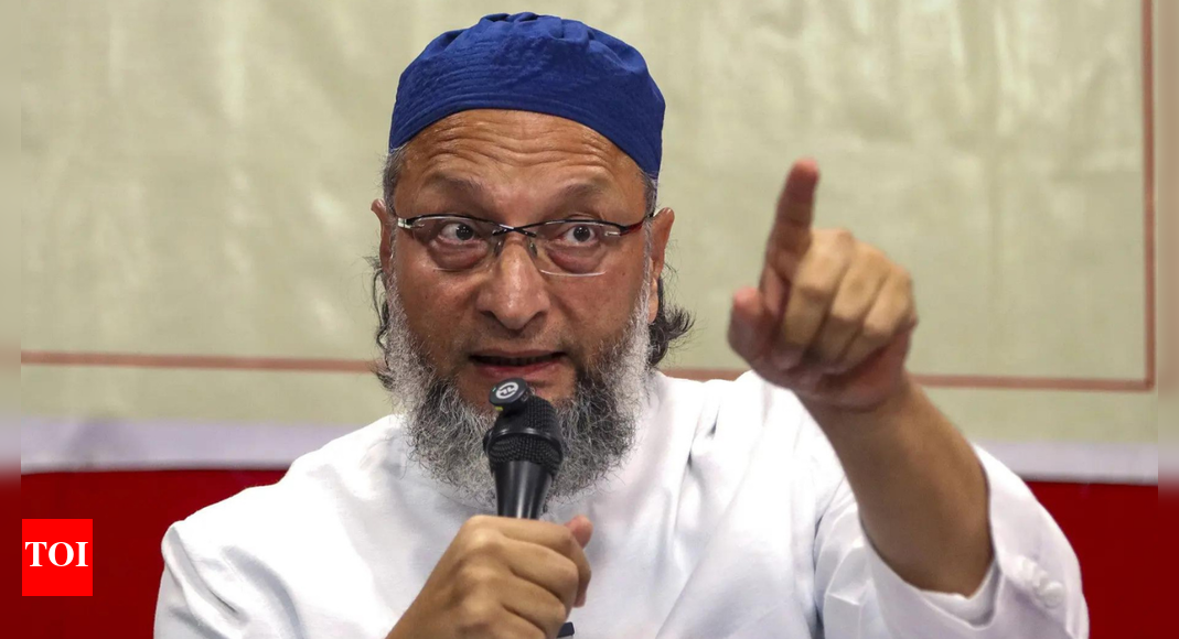 <div>'One can say 'I love Modi' but not 'I love Mohammad': Owaisi amid Bareilly unrest; condemns violence</div>