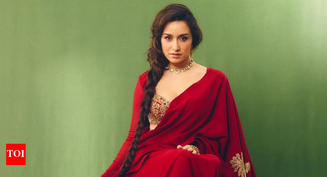 Why is the internet sleeping on Shraddha Kapoor’s fiery-red scarlet Masaba saree?