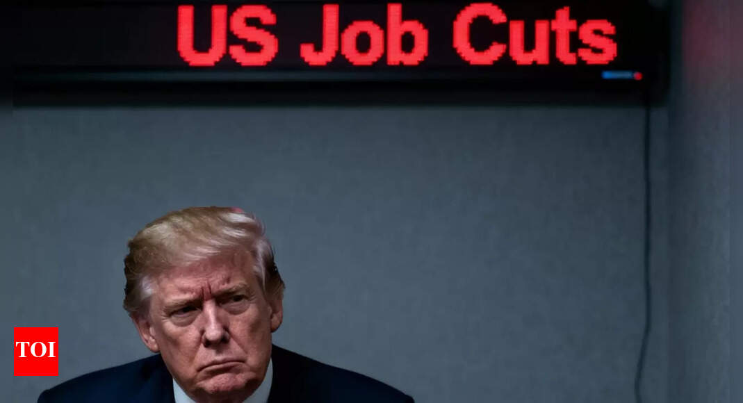 US layoffs to cross 1 million in 2025? 9,50,000 jobs cut so far this year; US government shutdown may add to losses