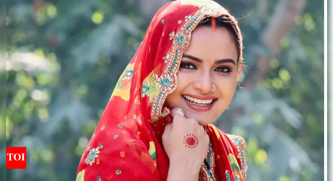 Bigg Boss 19: Neelam Giri’s old photos fuel marriage speculation among fans