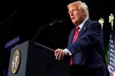 "Podría haber despidos": la advertencia de Trump en medio del cierre del gobierno de los Estados Unidos; insinúa "grandes planes"