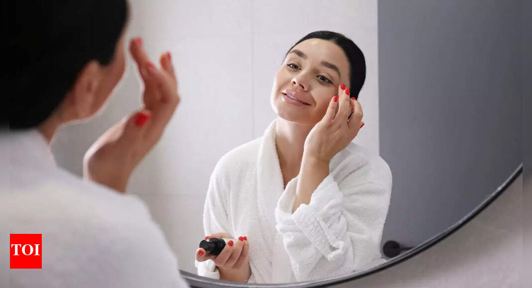 Body polishing for glowing skin: Benefits that make it Gen Z’s favourite skincare hack