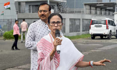 'Reckless and shameful': Mamata Banerjee slams DVC; alleges water released without prior information on Bijoya Dashami