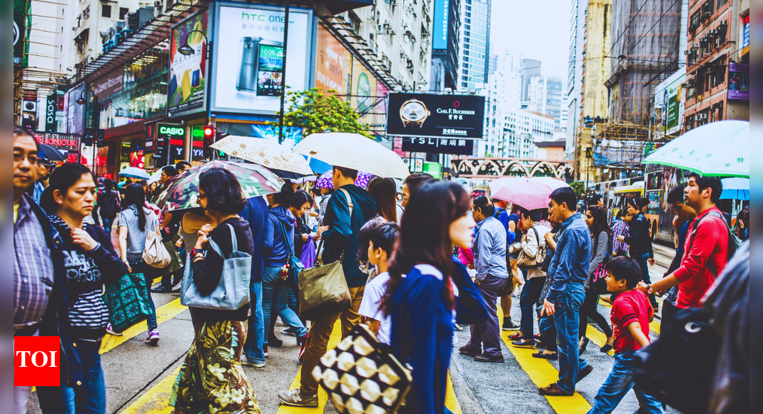 10 countries with the highest life expectancy in 2025