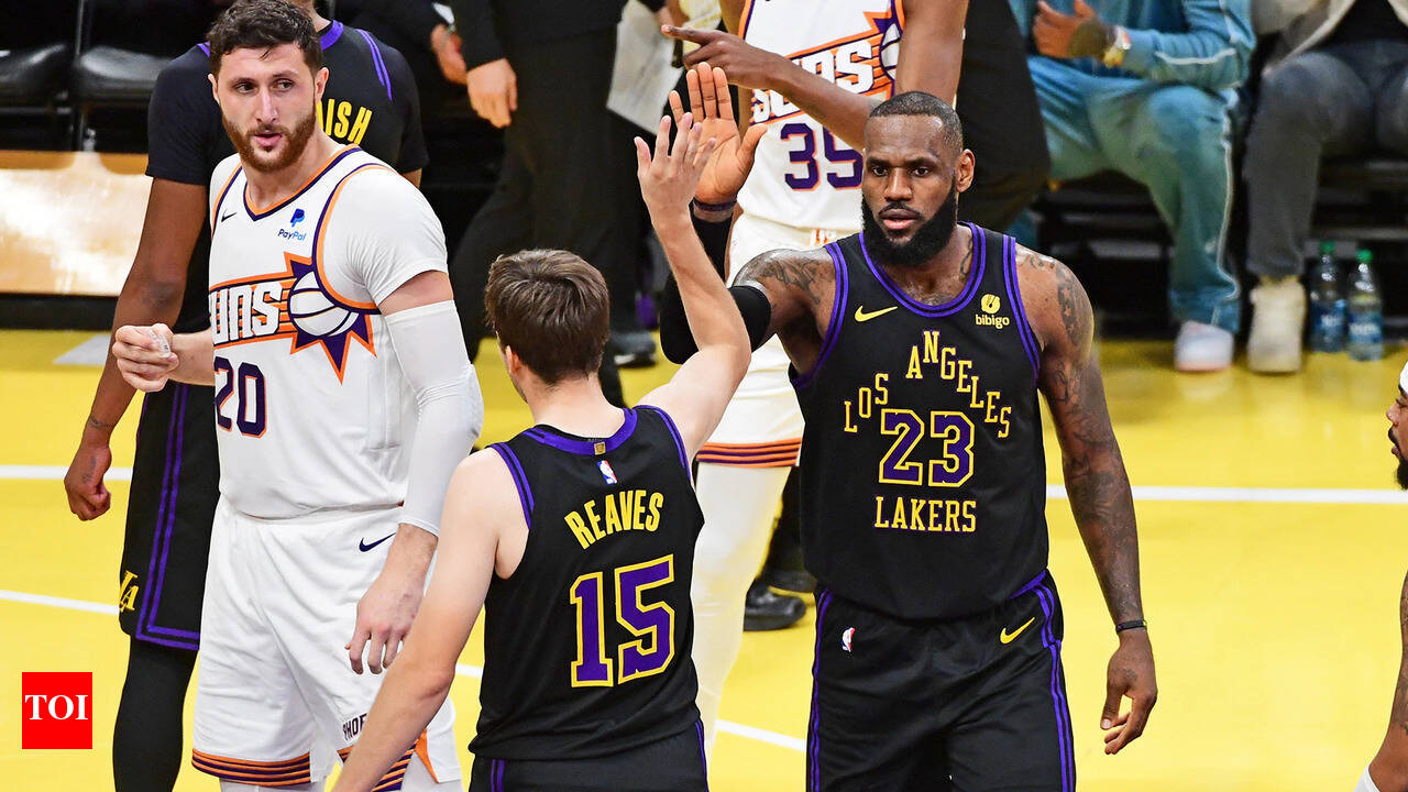 Los Angeles Lakers vs Phoenix Suns Preseason Game 1: Prediction, Odds,  Moneyline, Spread, Best NBA Prop Bets, and Betting Breakdown | NBA News -  The Times of India