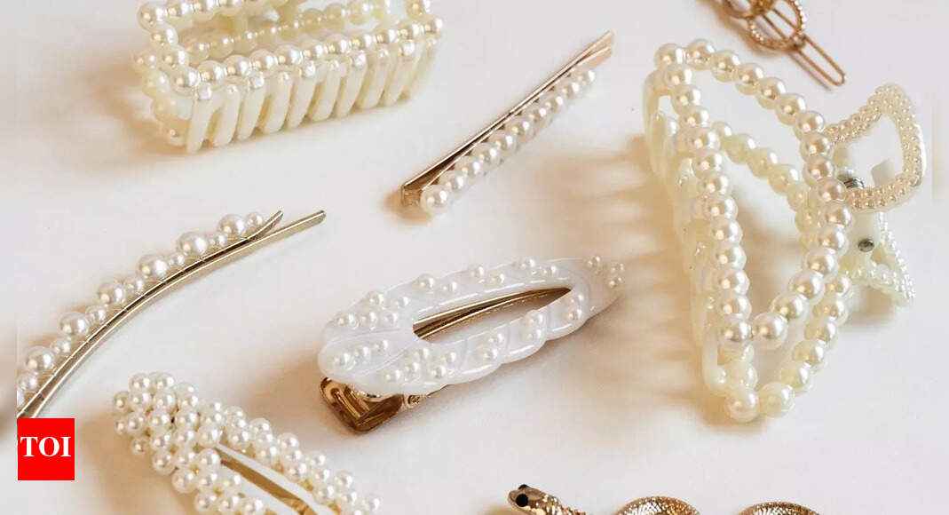 Are claw clips secretly damaging your hair? What science really says | – The Times of India
