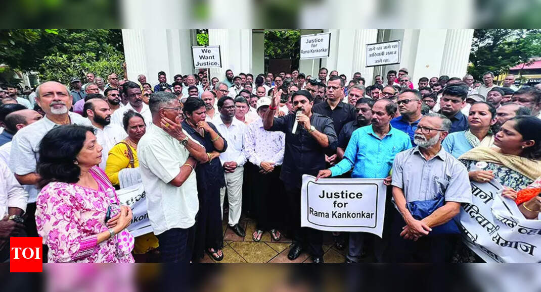 FIR against Alemao, Sardesai, 450 supporters for unlawful assembly