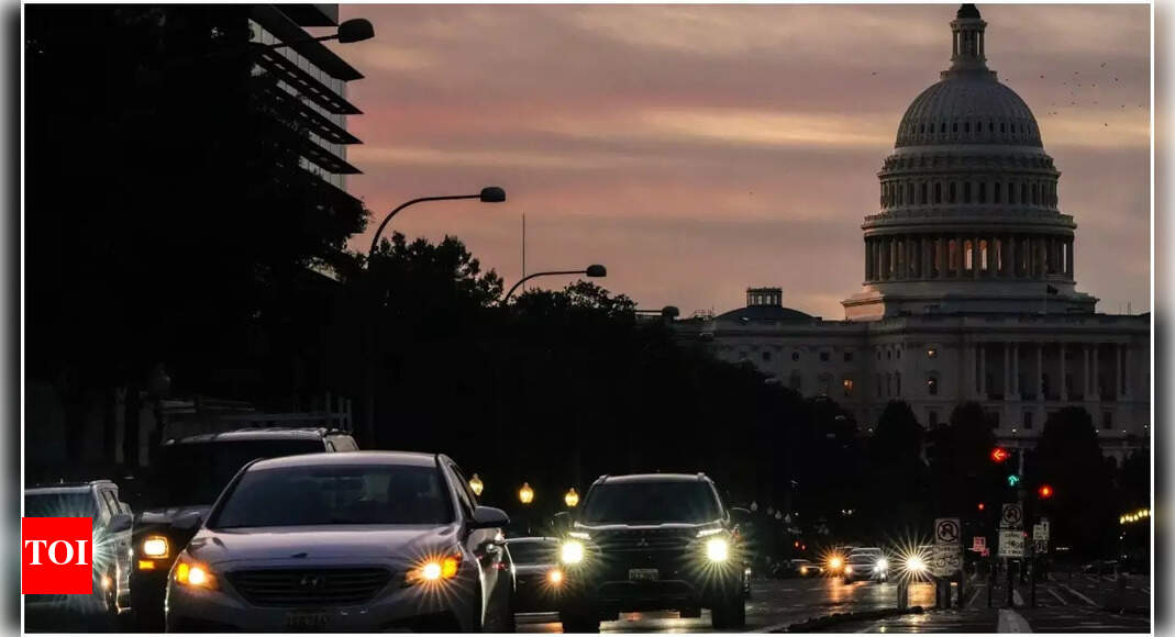 US government shutdown extended: Senate votes blocked again; House to stay out of session next week