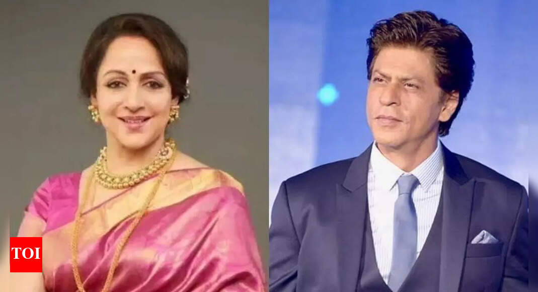 When Hema Malini combed Shah Rukh Khan’s hair, he vowed to never leave Mumbai: ‘I am a Delhi boy and…’ | Hindi Movie News – The Times of India