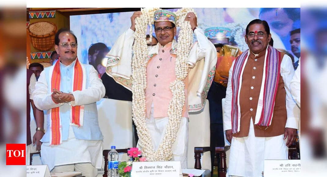 Opposition busy with nepotism and power tussle: Union minister