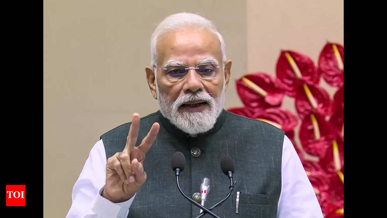 PM lays foundation for academic, research facilities in 4 Bihar varsities |  Patna News - The Times of India