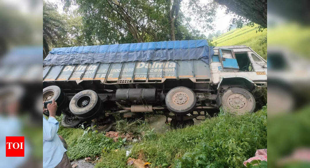 Two Koderma Residents Killed in Motorcycle-Truck Collision on Ranchi-Patna Road