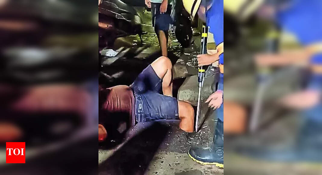 <div>Man's leg stuck in Mum drain hole, freed after over 4 hours</div>