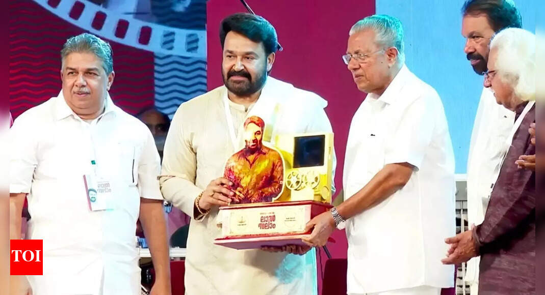 Mohanlal felicitated in Kerala ceremony: Gets emotional about hometown, credits fans for his cinematic journey