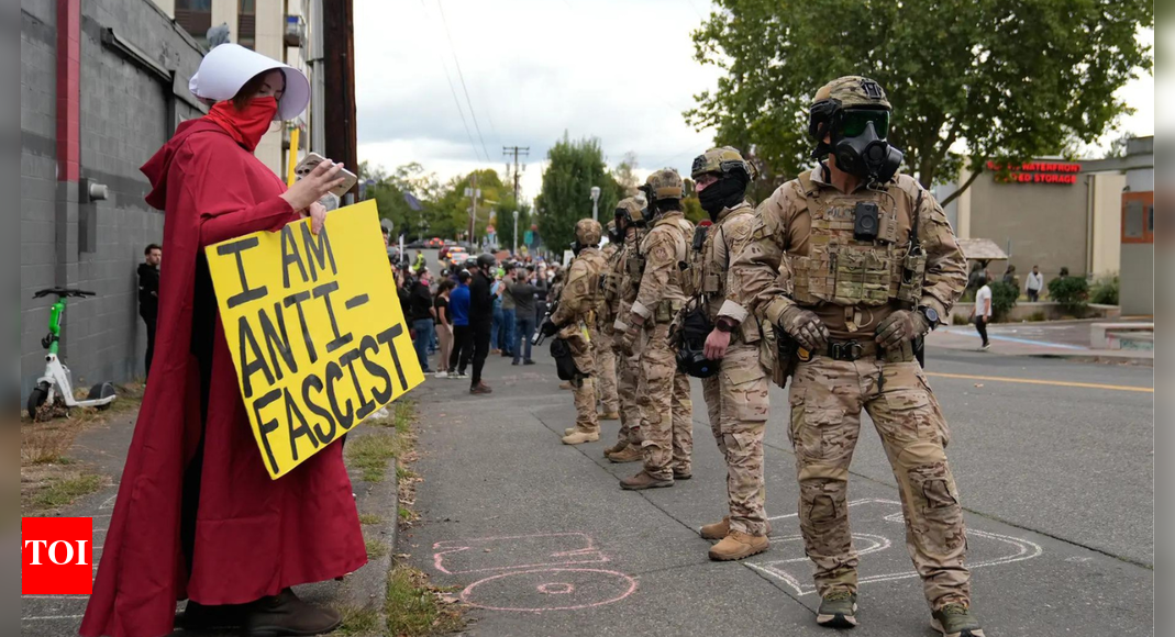 Trump’s National Guard deployment, DHS hunt for ‘anarchists’: What’s happening in Chicago – All you need to know