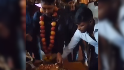  Rowdy celebrates birthday inside Bengaluru central prison; video of him cutting cake goes viral