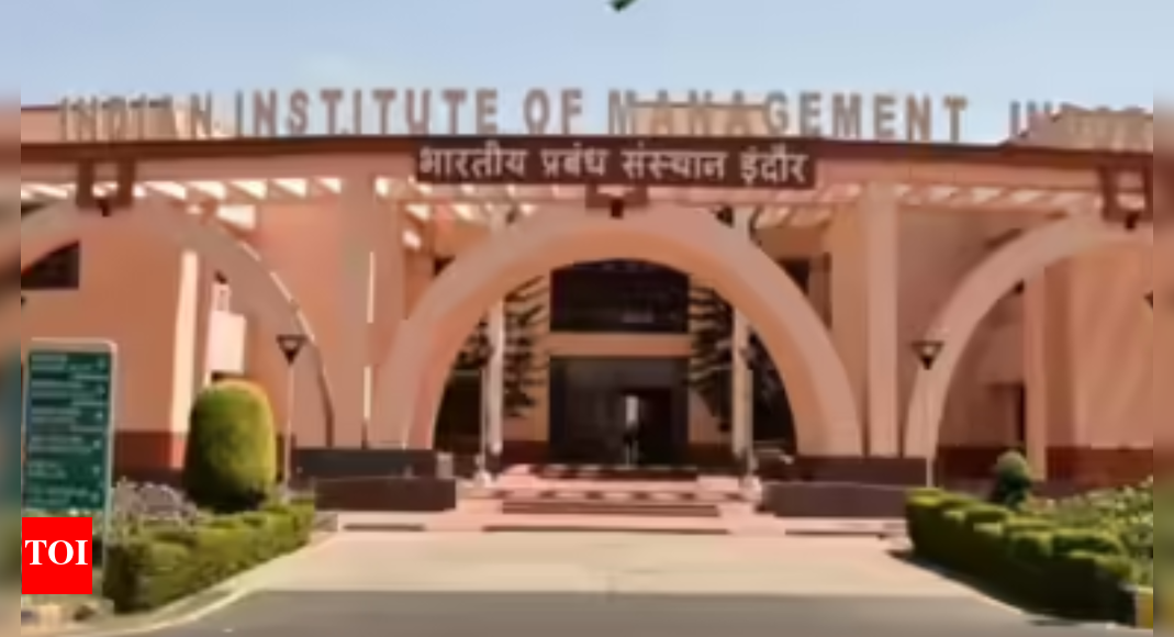 IIM Indore marks 29th foundation day: Celebrates global achievements, honours faculty and staff excellence