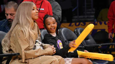 LeBron James’ wife Savannah James and daughter Zhuri break through Instagram feeds with their unexpected dance video