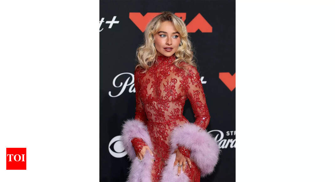 Sabrina Carpenter rejoices over Taylor Swift collaboration in 'The Life of a Showgirl'