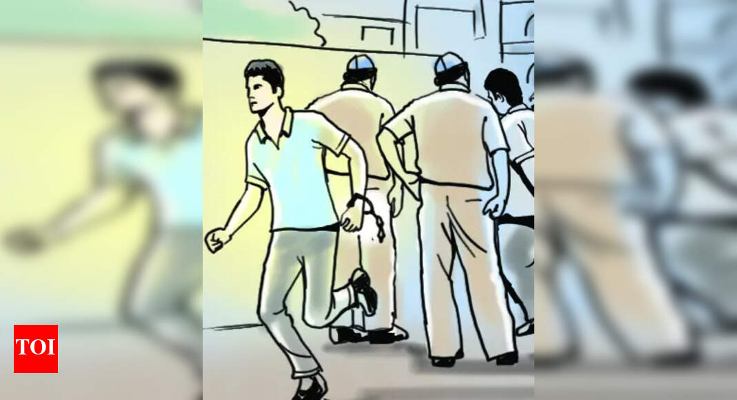 51-year-old rape accused escapes police custody during medical examination in Kendrapada