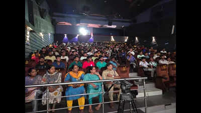 Ernakulam rural police screen drug awareness movie for guest workers