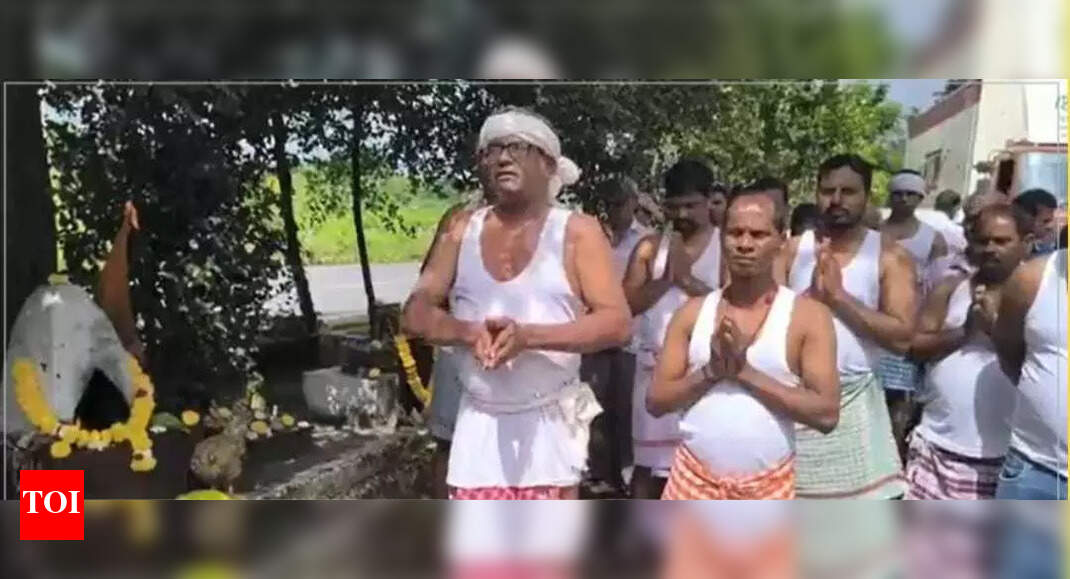 Chimbel residents hold prayer to oppose Unity Mall