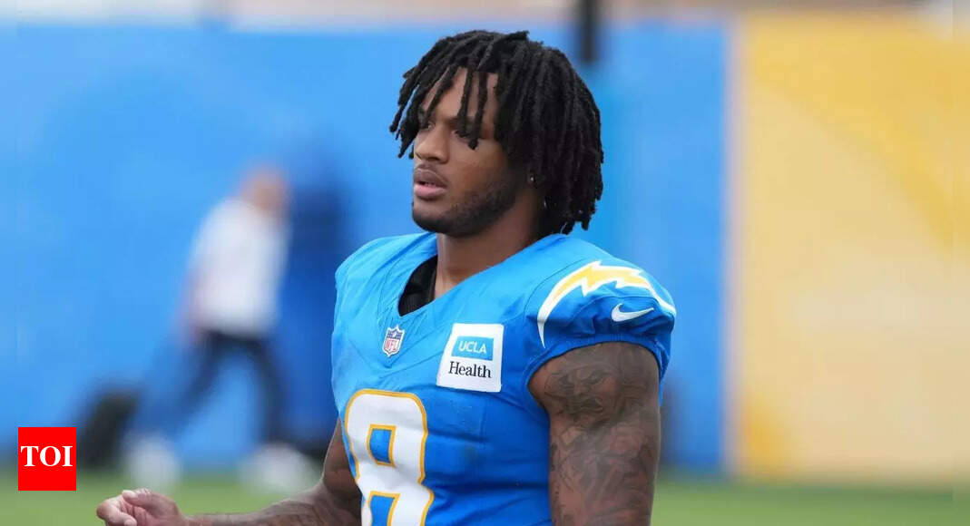 What happened to Omarion Hampton? Chargers’ rookie sensation injured as team’s bad luck continues against the Commanders