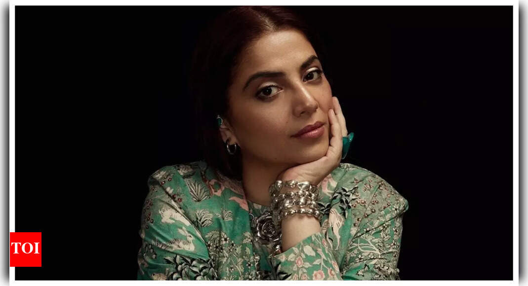 Sonam on Rishi Kapoor making her feel at ease during bikini scene