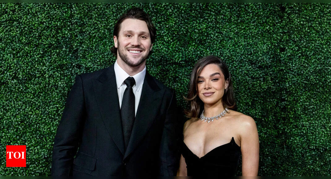 Did Hailee Steinfeld show up for the Bills vs Patriots game? Fans are buzzing after her rare practice visit