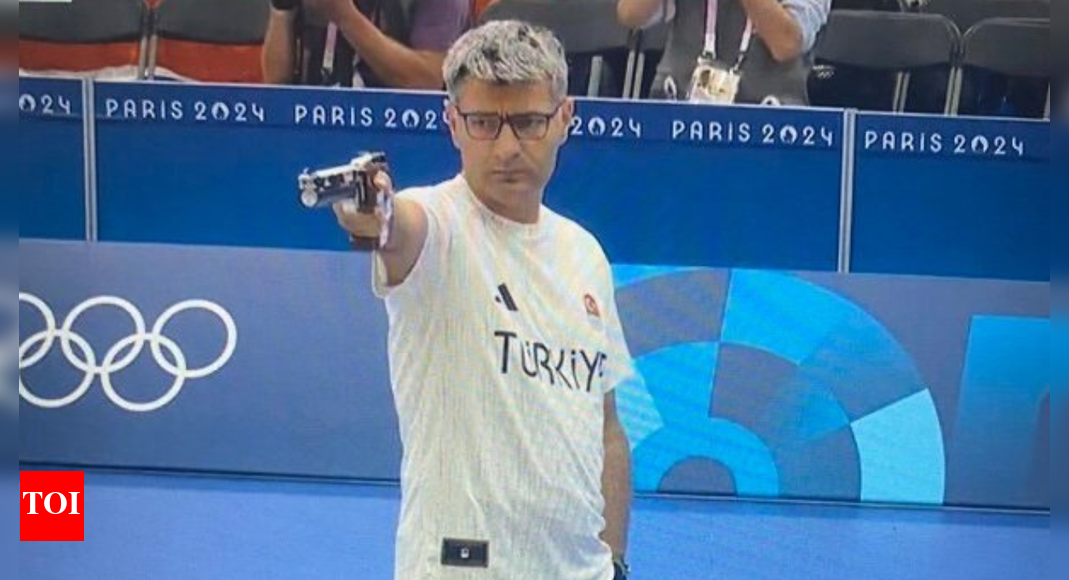 52-year-old Yusuf Dikec triumphs at European Championship - Watch