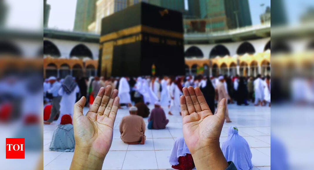 Saudi Arabia opens Umrah to all Visa holders in major pilgrimage reform