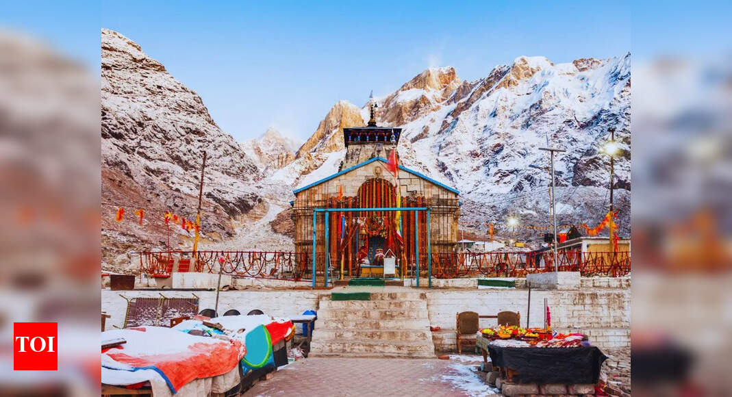 Kedarnath Dham in Uttarakhand receives first snowfall of the season — a snowy wintry welcome