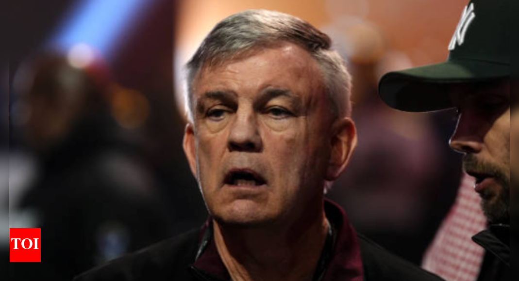 Former boxing trainer Teddy Atlas reveals which of his 18 world champions had the best chin