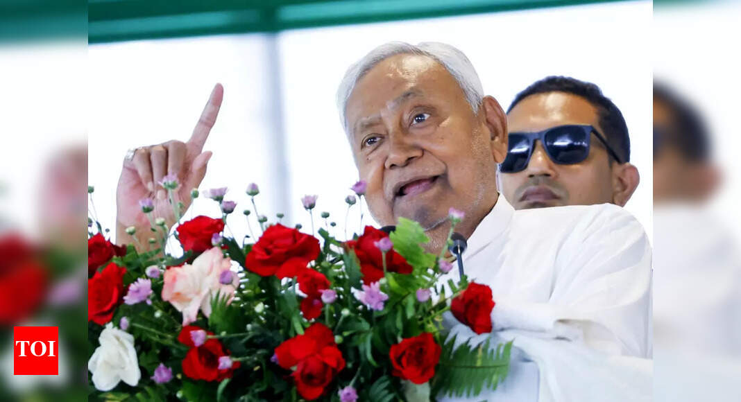 Nitish Kumar transfers Rs 2,100 crore to empower 21L women in Bihar under employment scheme