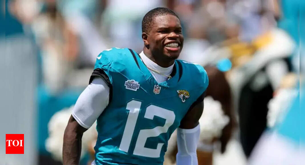 Will Travis Hunter play against the Kansas City Chiefs tonight? Latest injury update on the Jacksonville Jaguars cornerback