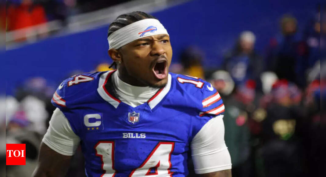 Stefon Diggs turns heads in Patriots’ big win: Matching Julian Edelman record in memorable win over Buffalo Bills