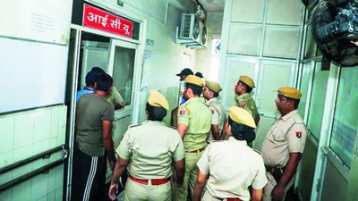 Jaipur SMS hospital fire: 2 police officers brave flames to rescue patients