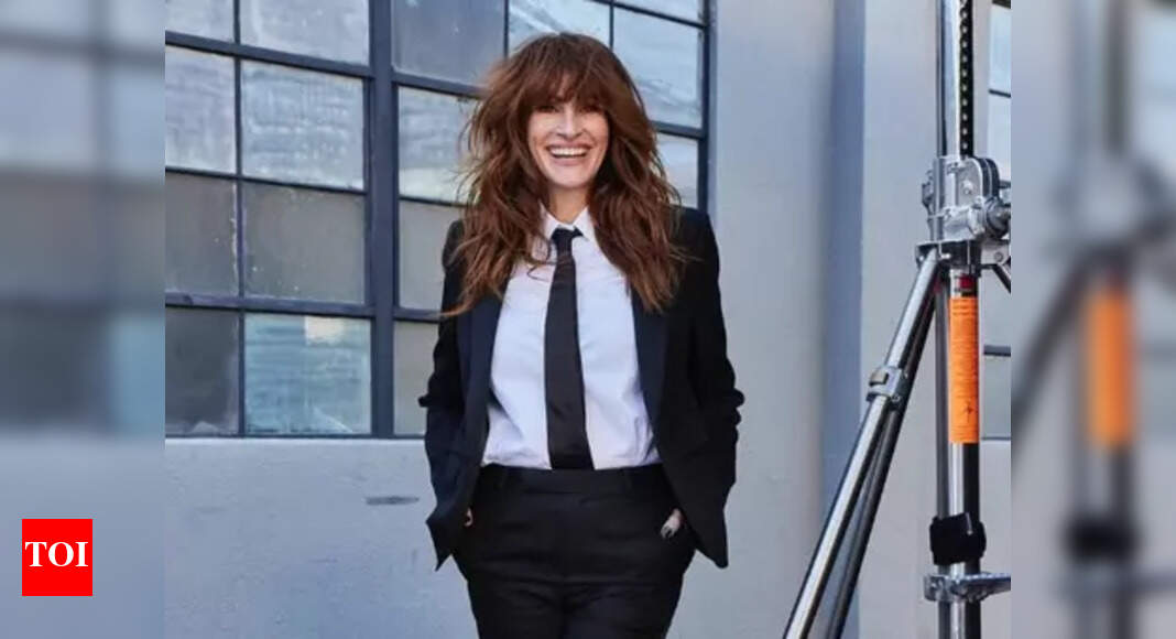 Julia Roberts concerned over young people's use of mobile phones