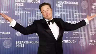 SpaceX de Elon Musk gana contratos por valor de 714 millones de dólares del Pentágono; mientras el cohete Blue Origin New Glenn de Jeff Bezos espera la autorización de seguridad nacional