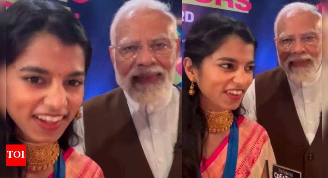 Maithili Thakur: Folk singer once lauded by PM Modi - now set to make political debut in Bihar