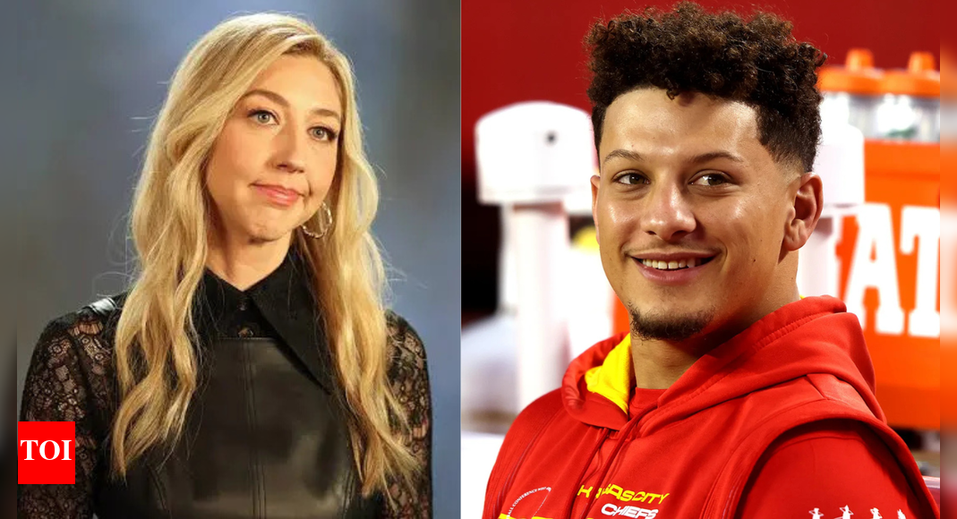 Patrick Mahomes pick six leaves Heidi Gardner in disbelief during live ManningCast with Peyton Manning and Eli Manning
