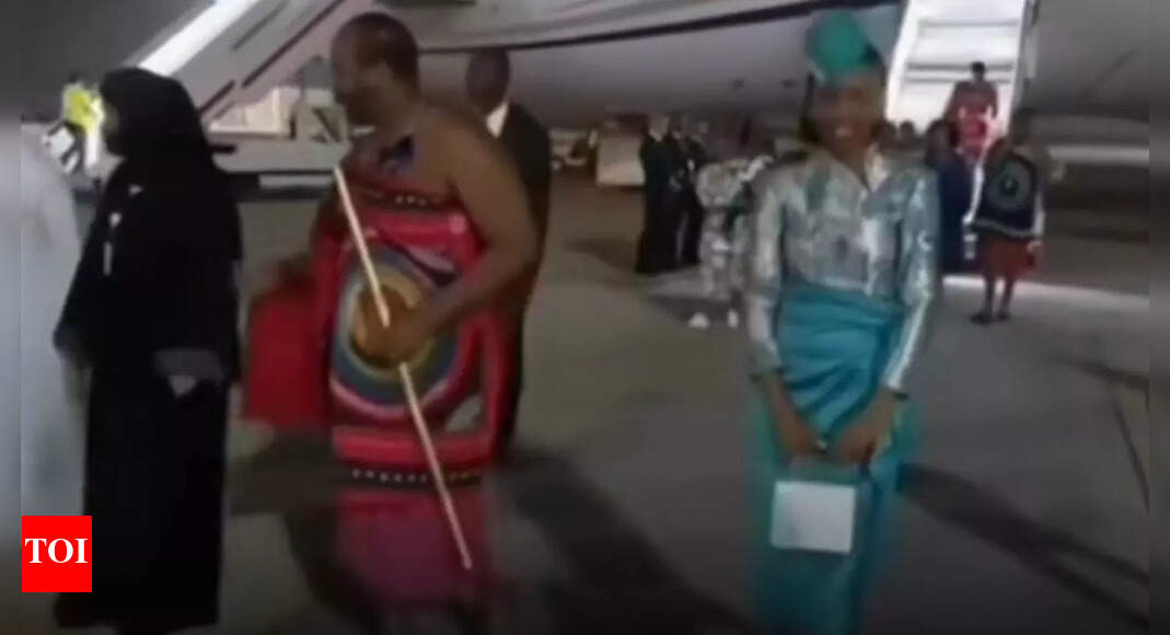 15 Wives, 30 Children, and a Private Jet: King Mswati III’s Grand Arrival Sparks Buzz Online