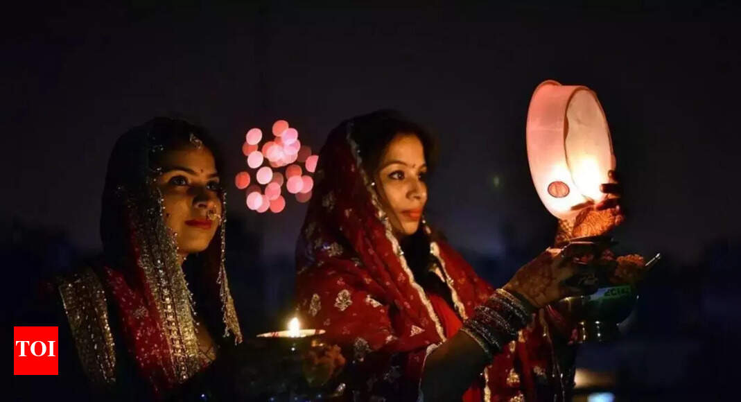Karwa Chauth 2025: Date, Moonrise Time, Muhurat and Rituals