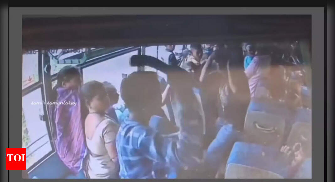 Man attacks passengers with knife on OSRTC bus, injures 4